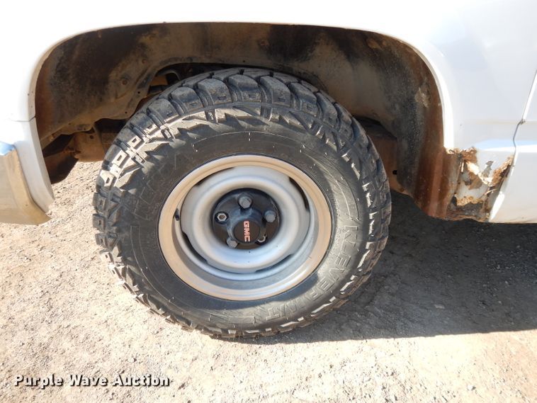 image for item DL2683 1996 GMC Sierra 1500  pickup truck