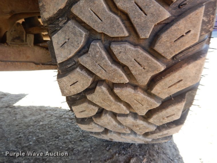 image for item DL2683 1996 GMC Sierra 1500  pickup truck