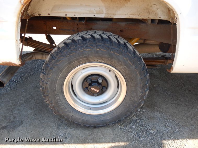 image for item DL2683 1996 GMC Sierra 1500  pickup truck