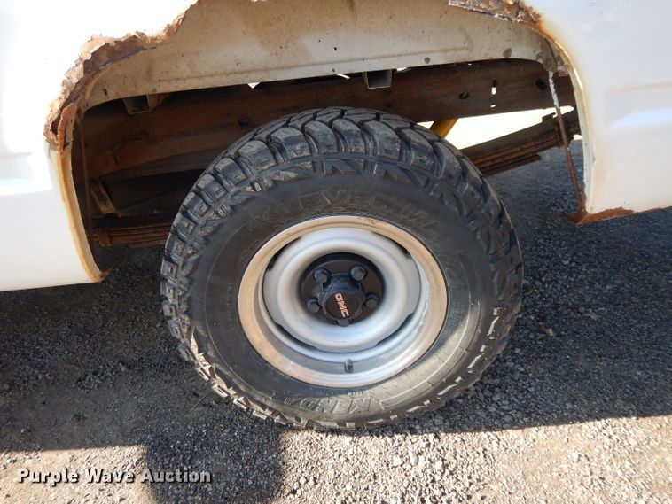 image for item DL2683 1996 GMC Sierra 1500  pickup truck