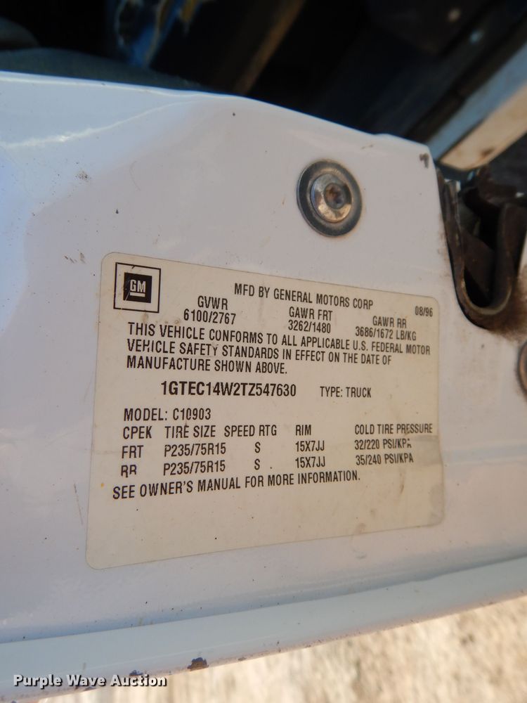 image for item DL2683 1996 GMC Sierra 1500  pickup truck