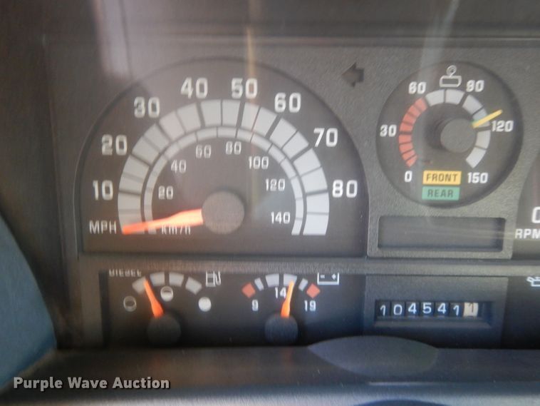 image for item DL2684 1999 Chevrolet C7500  dump truck