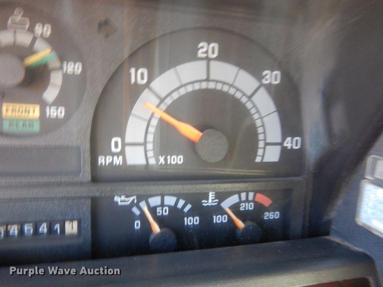 image for item DL2684 1999 Chevrolet C7500  dump truck