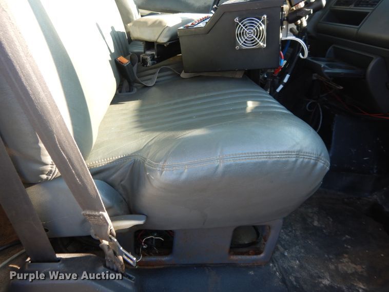 image for item DL2684 1999 Chevrolet C7500  dump truck