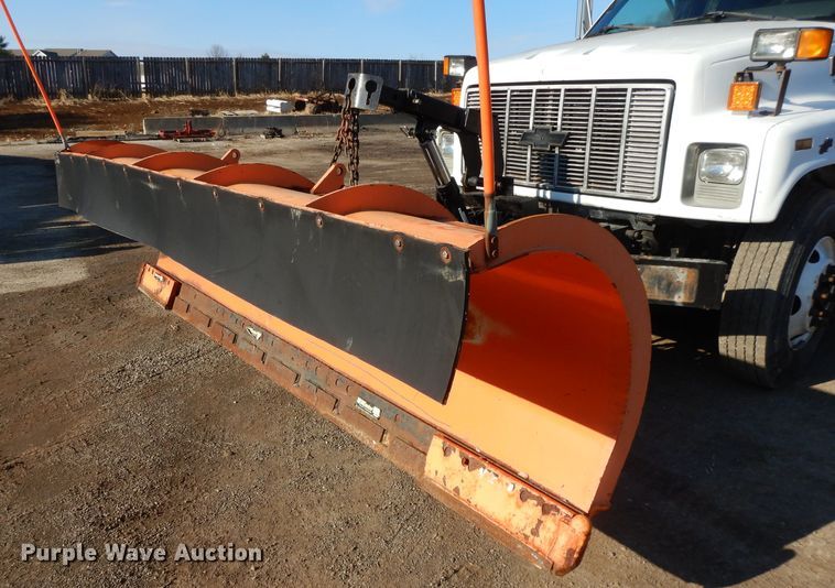 image for item DL2684 1999 Chevrolet C7500  dump truck