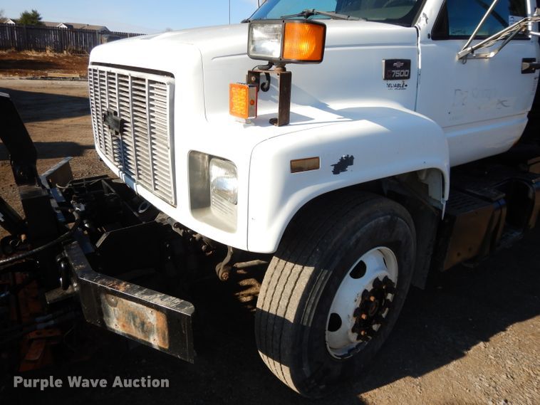 image for item DL2684 1999 Chevrolet C7500  dump truck