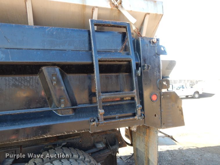 image for item DL2684 1999 Chevrolet C7500  dump truck