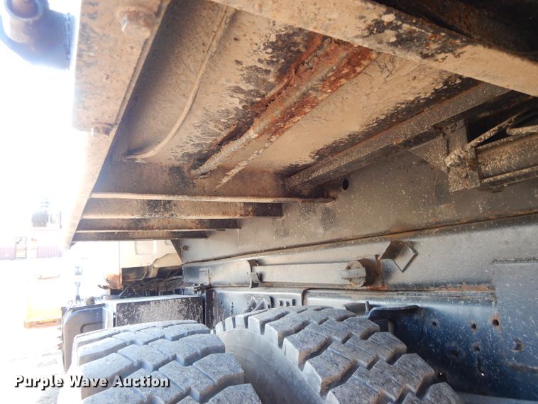 image for item DL2684 1999 Chevrolet C7500  dump truck