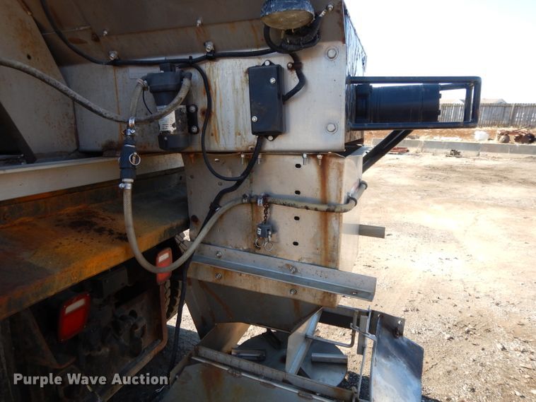 image for item DL2684 1999 Chevrolet C7500  dump truck