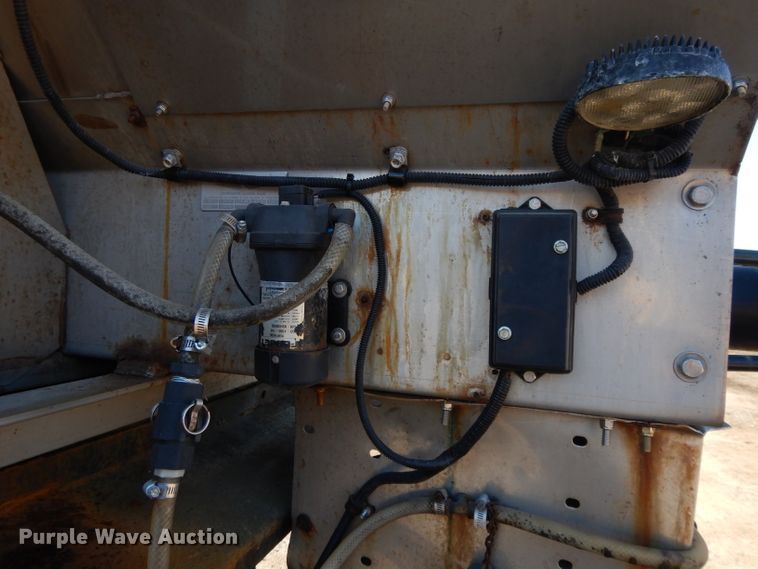 image for item DL2684 1999 Chevrolet C7500  dump truck