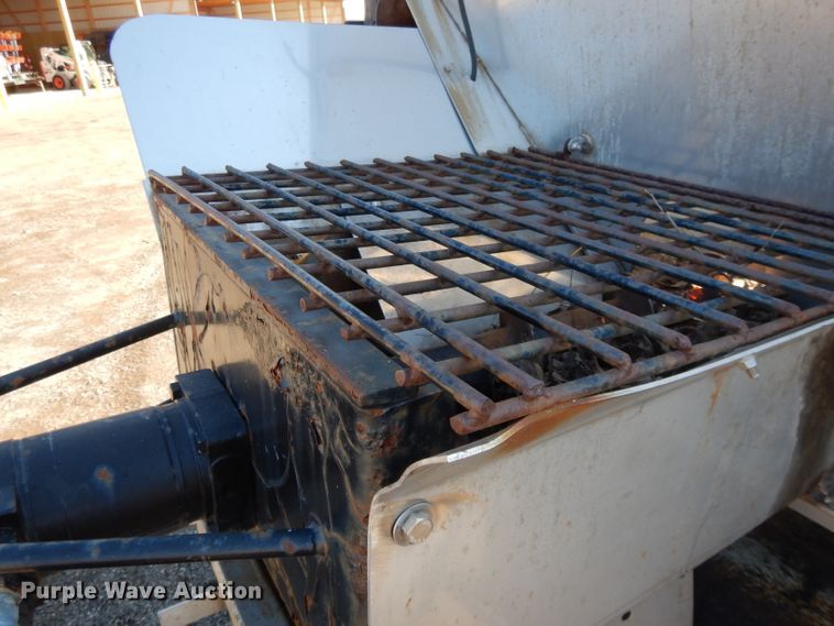 image for item DL2684 1999 Chevrolet C7500  dump truck