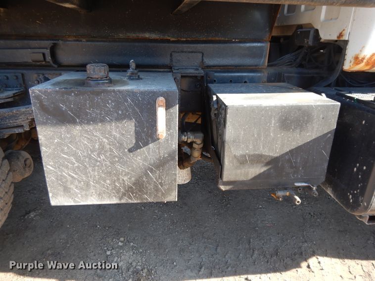 image for item DL2684 1999 Chevrolet C7500  dump truck