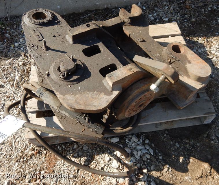 image for item DL2685 Helac backhoe swivel coupler