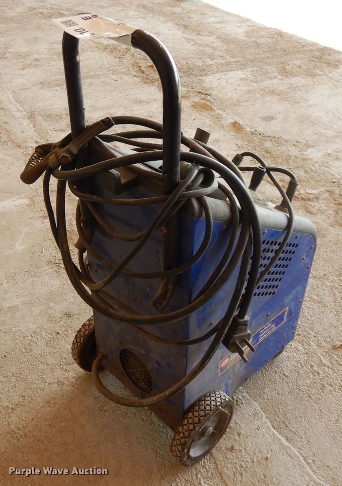 image for item DL2687 Campbell Hausfeld 225 Max welder