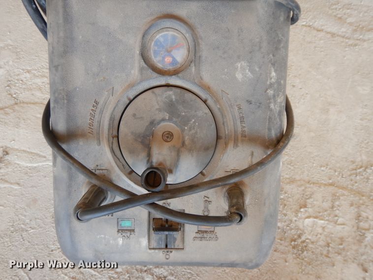 image for item DL2687 Campbell Hausfeld 225 Max welder