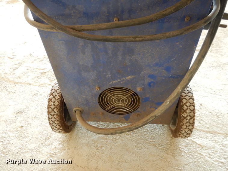 image for item DL2687 Campbell Hausfeld 225 Max welder