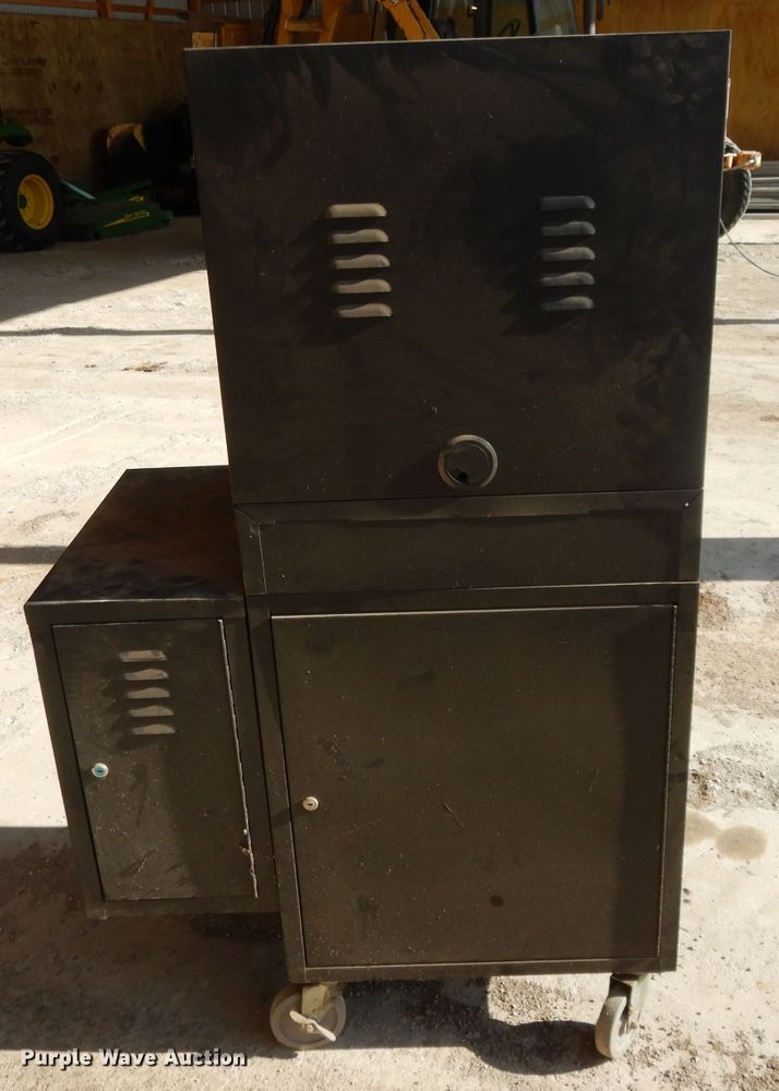 image for item DL2688 Global computer cabinet