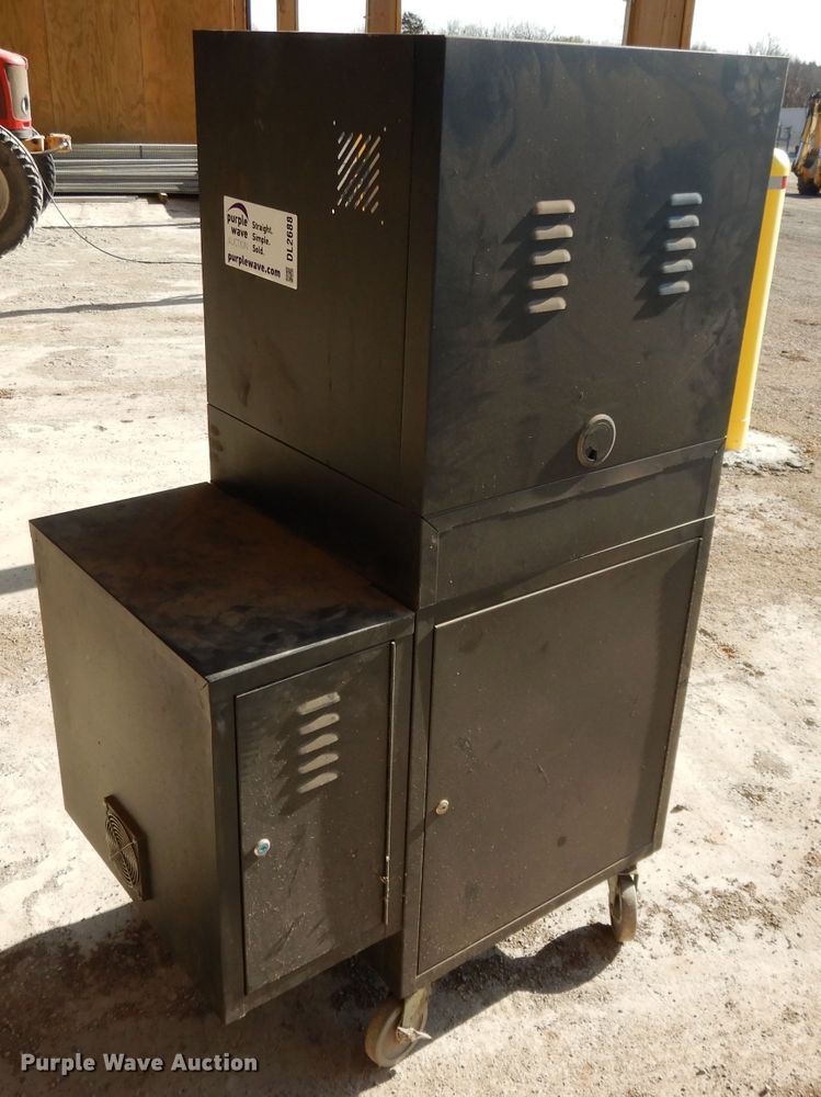 image for item DL2688 Global computer cabinet