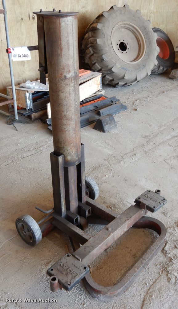 image for item DL2689 Grays 100 Series H jack