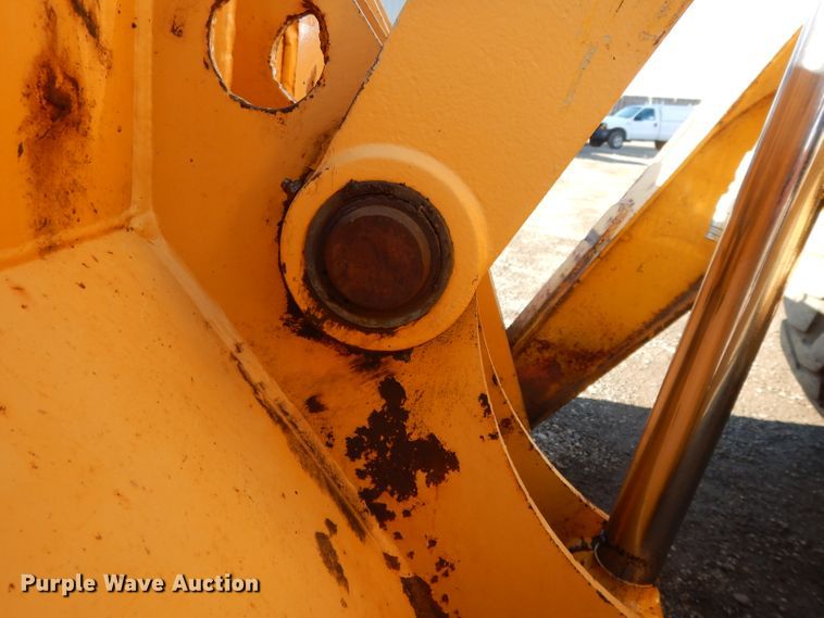 image for item DL2691 2005 John Deere 410G  backhoe