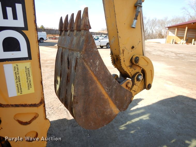 image for item DL2691 2005 John Deere 410G  backhoe