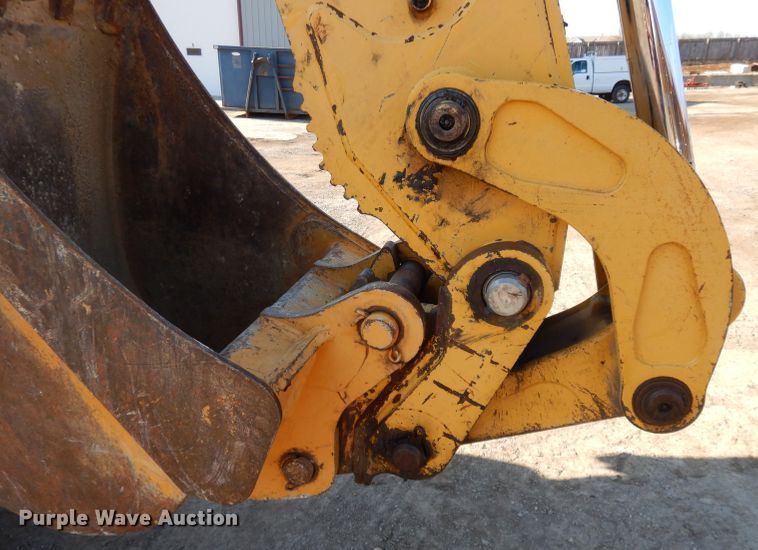 image for item DL2691 2005 John Deere 410G  backhoe
