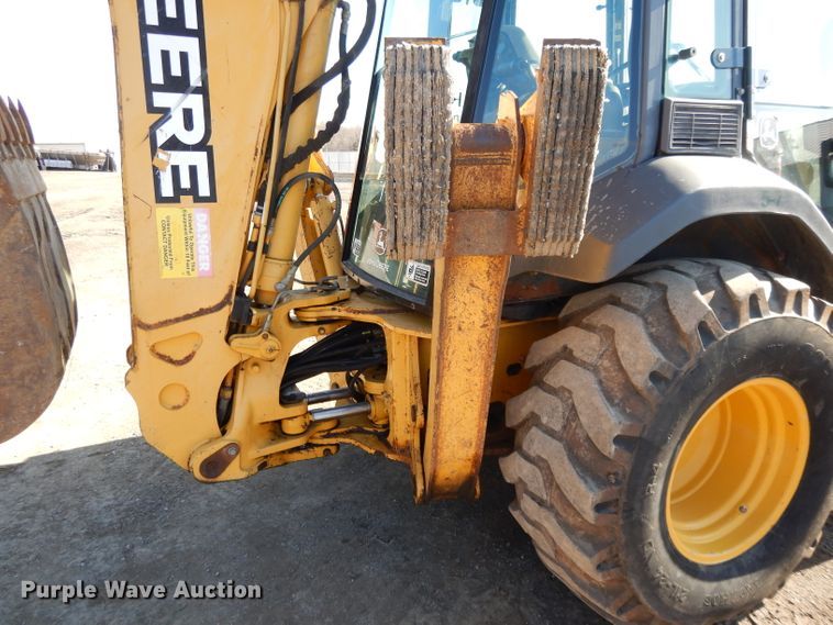 image for item DL2691 2005 John Deere 410G  backhoe