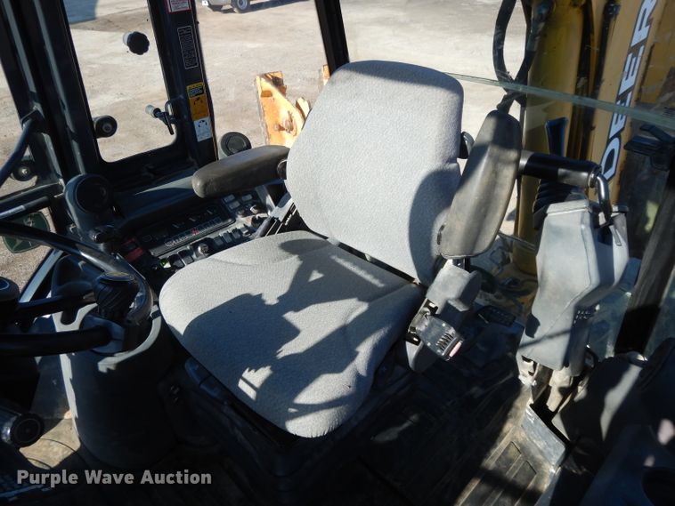 image for item DL2691 2005 John Deere 410G  backhoe