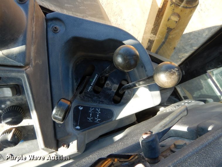 image for item DL2691 2005 John Deere 410G  backhoe