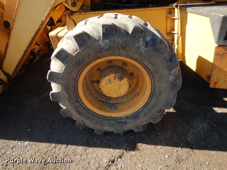 image for item DL2691 2005 John Deere 410G  backhoe