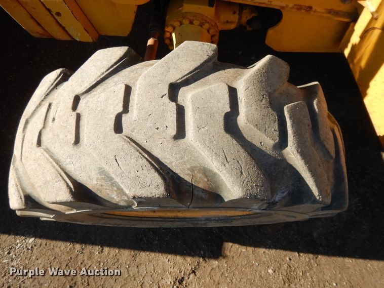 image for item DL2691 2005 John Deere 410G  backhoe