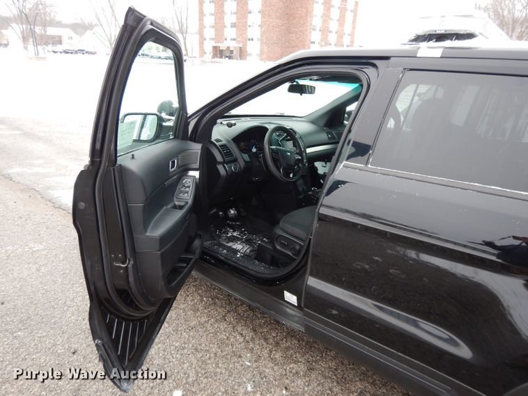image for item DL2704 2016 Ford Explorer Police  SUV