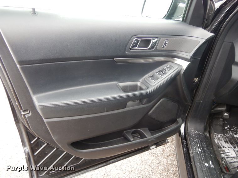 image for item DL2704 2016 Ford Explorer Police  SUV