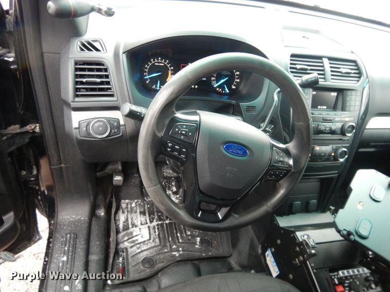 image for item DL2704 2016 Ford Explorer Police  SUV