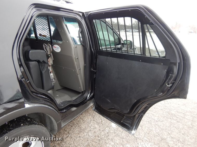 image for item DL2704 2016 Ford Explorer Police  SUV