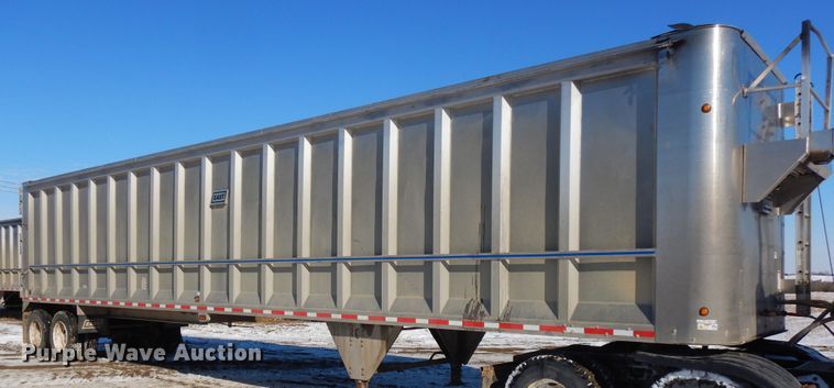 image for item FR9771 2016 East walking floor trailer