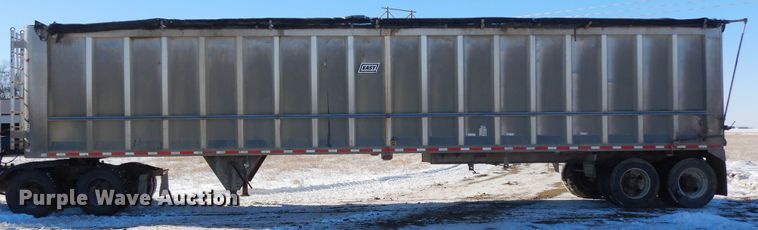 image for item FR9771 2016 East walking floor trailer