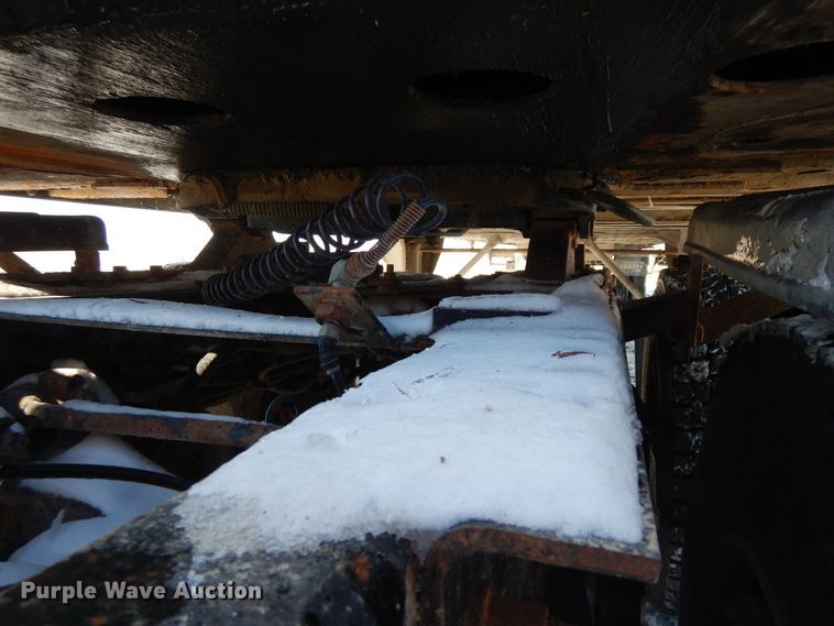 image for item FR9771 2016 East walking floor trailer