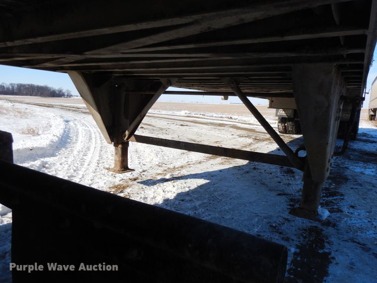 image for item FR9771 2016 East walking floor trailer