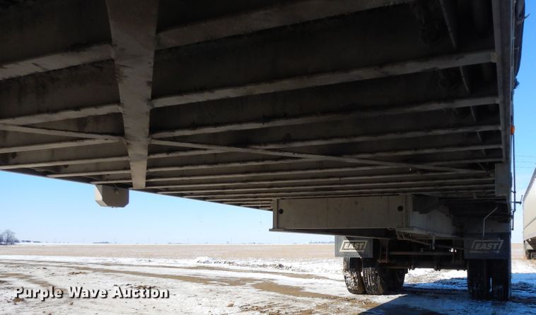 image for item FR9771 2016 East walking floor trailer