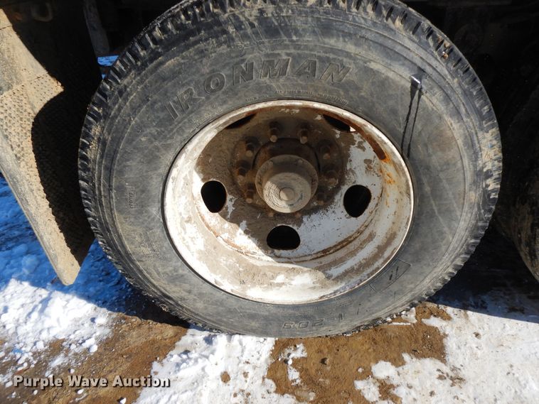 image for item FR9771 2016 East walking floor trailer