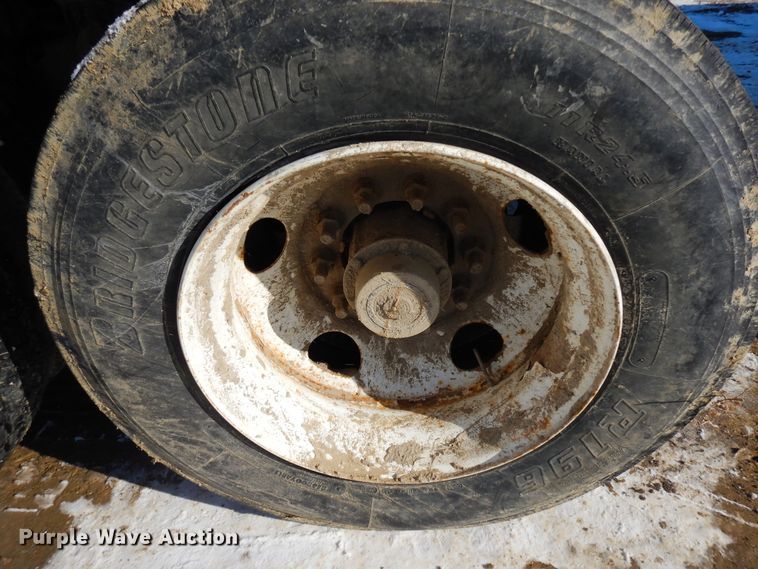 image for item FR9771 2016 East walking floor trailer