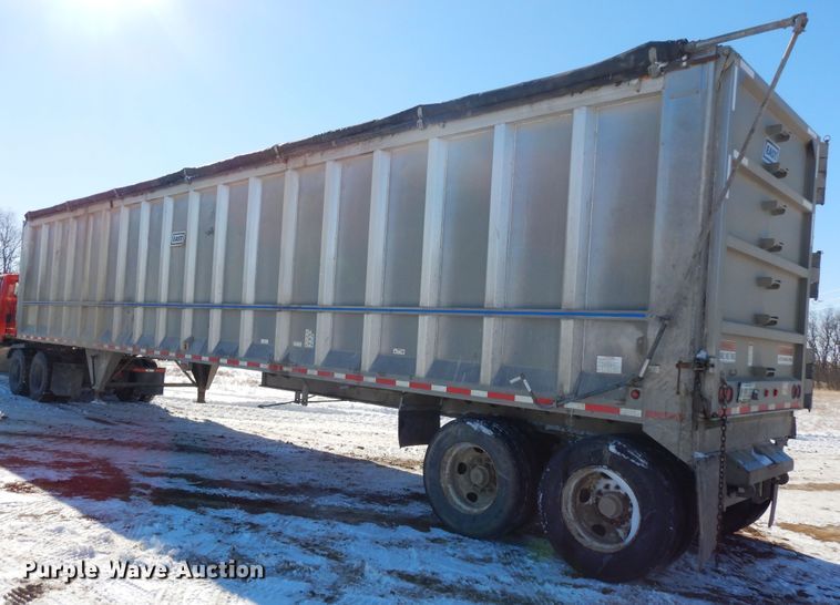 image for item FR9772 2016 East walking floor trailer