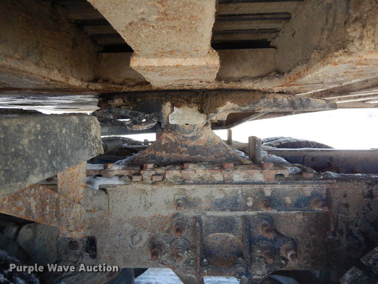 image for item FR9772 2016 East walking floor trailer