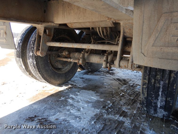 image for item FR9772 2016 East walking floor trailer