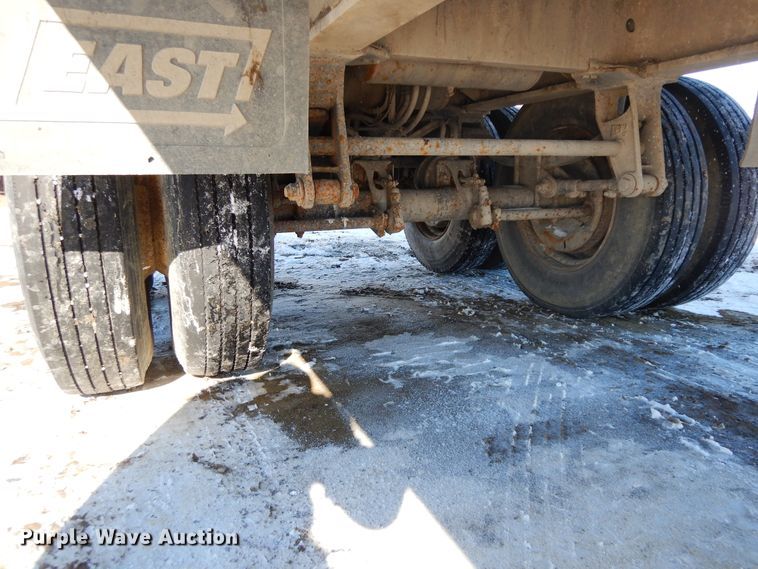 image for item FR9772 2016 East walking floor trailer