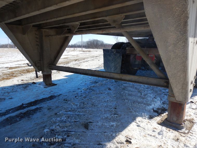 image for item FR9772 2016 East walking floor trailer