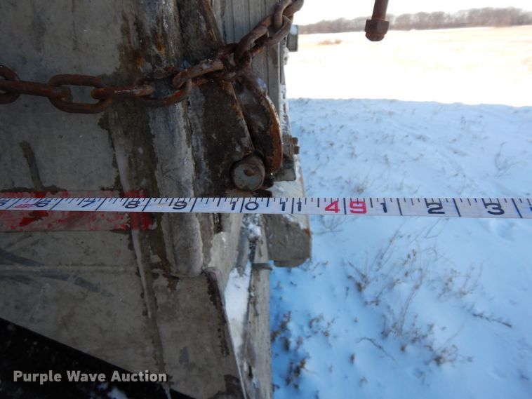 image for item FR9772 2016 East walking floor trailer