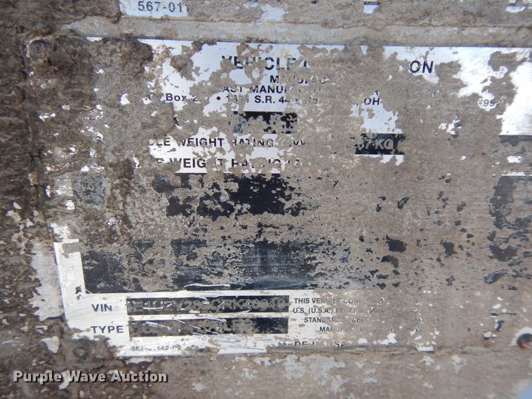 image for item FR9773 2012 East walking floor trailer