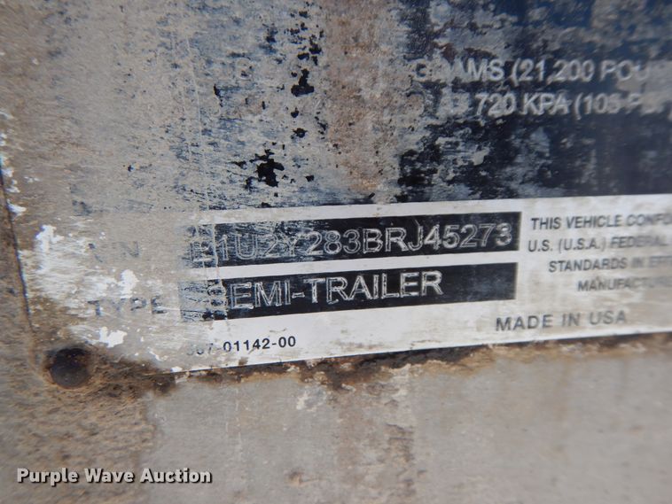 image for item FR9774 2011 East walking floor trailer